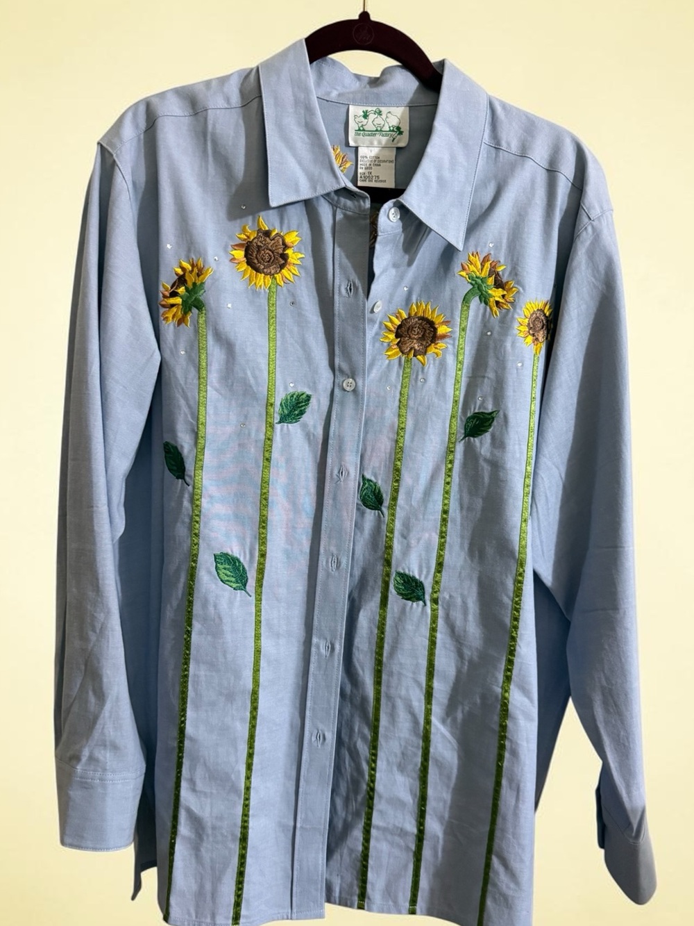 Vintage Quacker Factory Light Blue Button-Down Shirt with Sunflower Embroidery